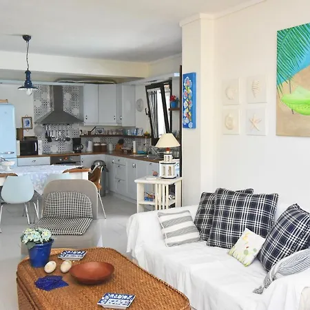 Endless Blue Elani Siviri