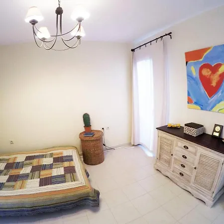 Endless Blue Elani Siviri