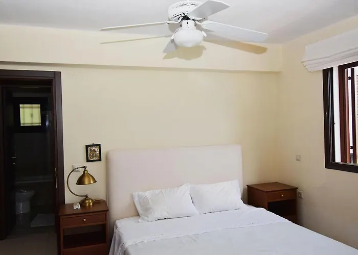 Villa Endless Blue Elani