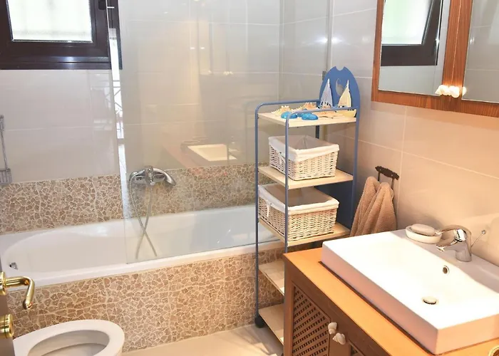 Endless Blue Elani Villa *